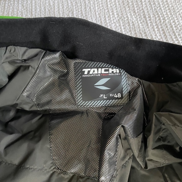 RS Taichi Drymaster All Season Jacket Large - Picture 3 of 5